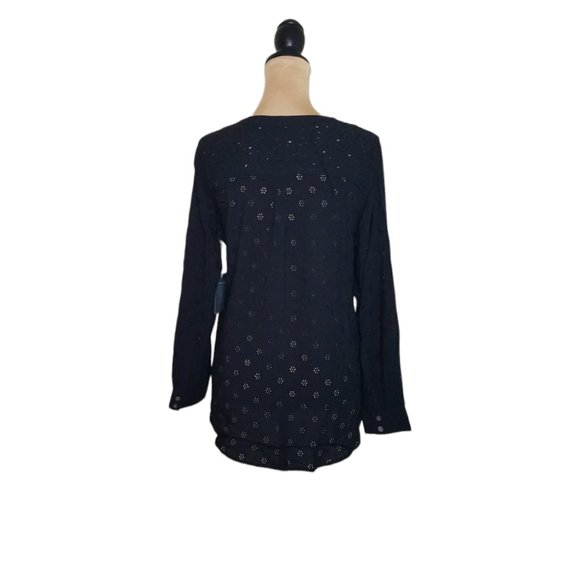 Vince Camuto Long Sleeve Split Neck Embroidered Black Blouse - Picture 9 of 10